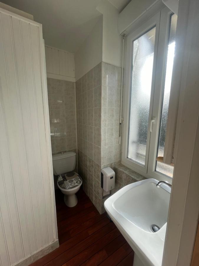 Le Petit Montmartre Hotel Dinard