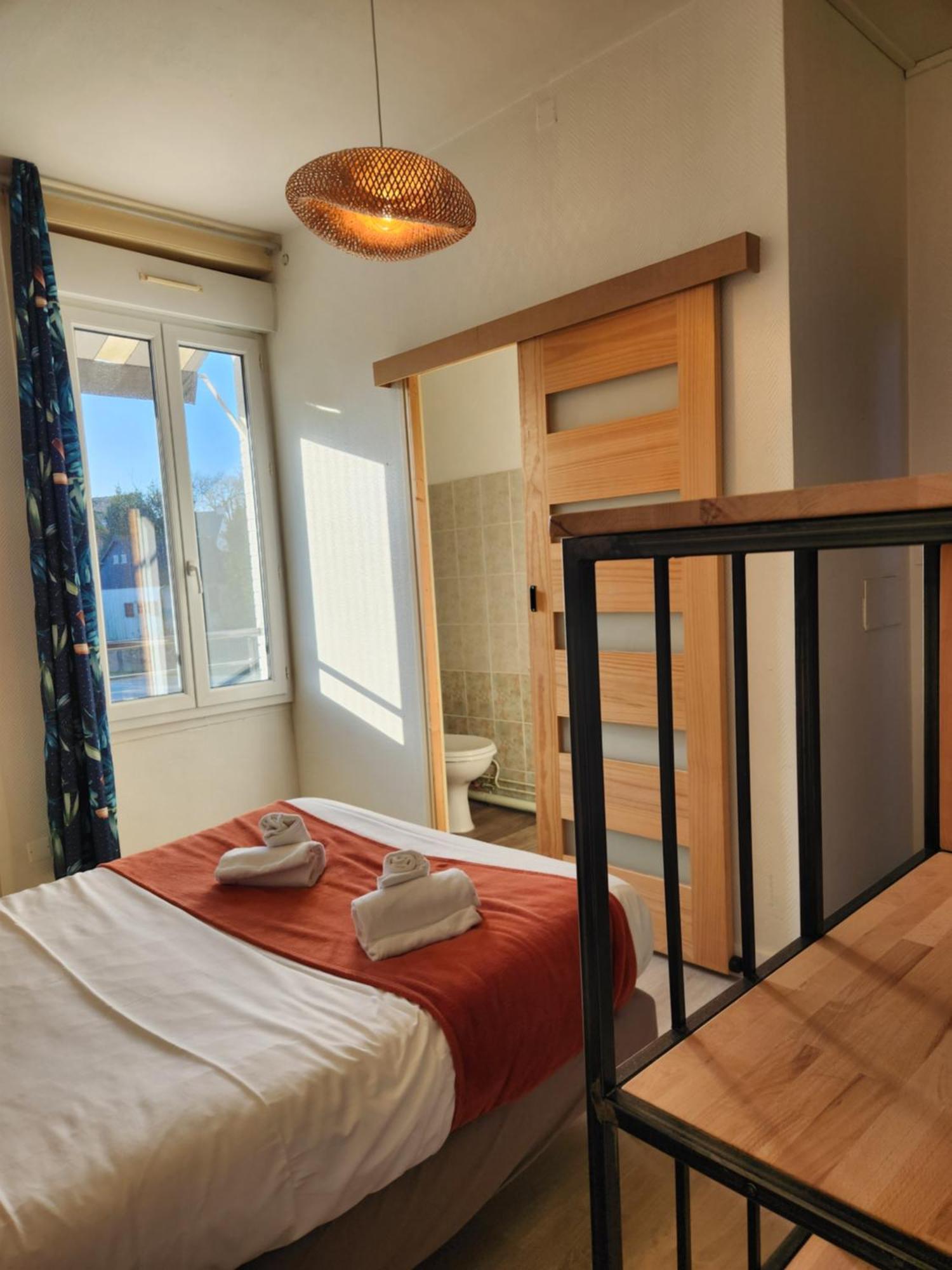 Hotel Le Petit Montmartre *